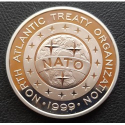 185. NATO érem