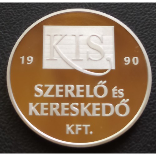 108. Szerelő és Kereskedő Kft