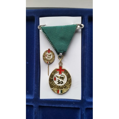 922. 30, 40, 50, Véradásért!