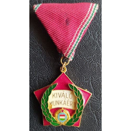 626. Kíváló munkáért