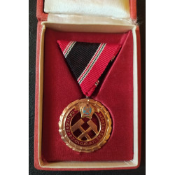 7081. Bányász Szolgálgálati Érdemérem Arany fokozat - Rákosi címeres!