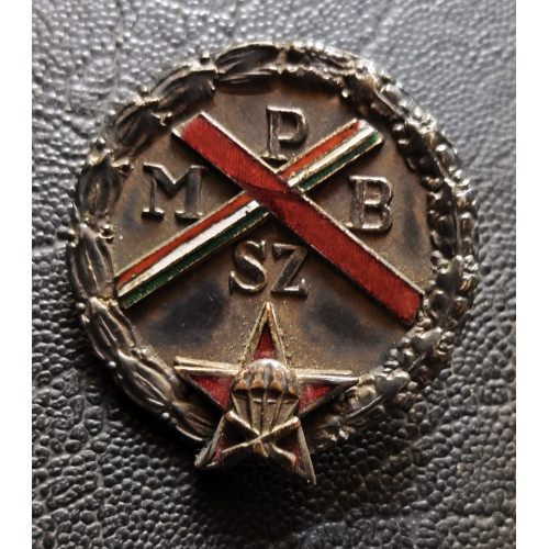 030. M.P.B.SZ. Ejtőernyős nagy jv.! "R"