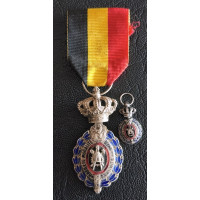 367. Munkaügyi Érdemrend