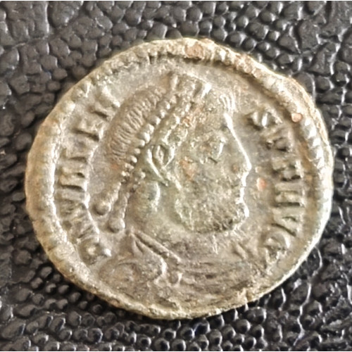 755. Valens  red.follis