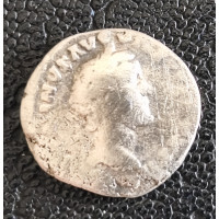 669. Antoninis Pius dénár "R"